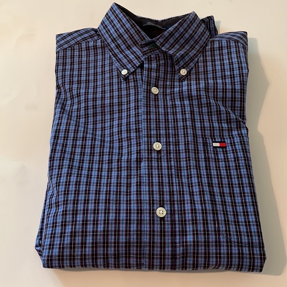 Tommy Hilfiger Button Down Long Sleeve Shirt Men’s Size Medium Blue Plaid - Picture 5 of 5